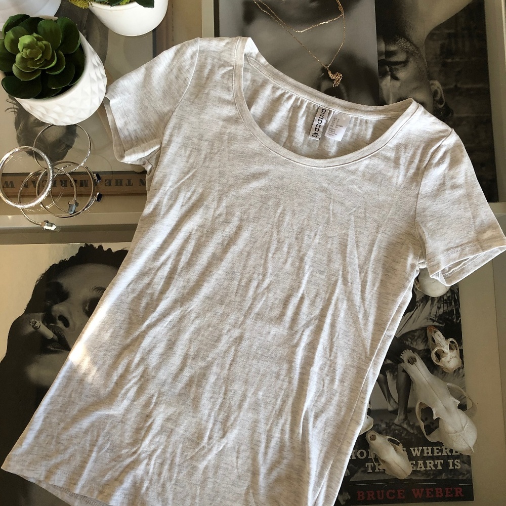 H&M Basic T Shirt